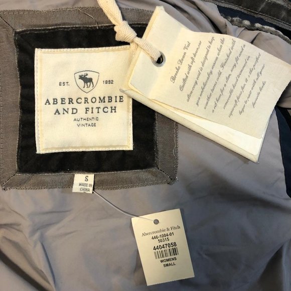 NWT Abercrombie Winter Down Puffer Vest Size XS - Picture 2 of 7